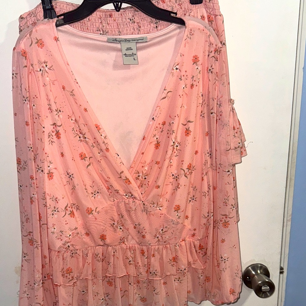 Floral Pink Women's Top and bottom skirt in size (top) L (skirt) XL